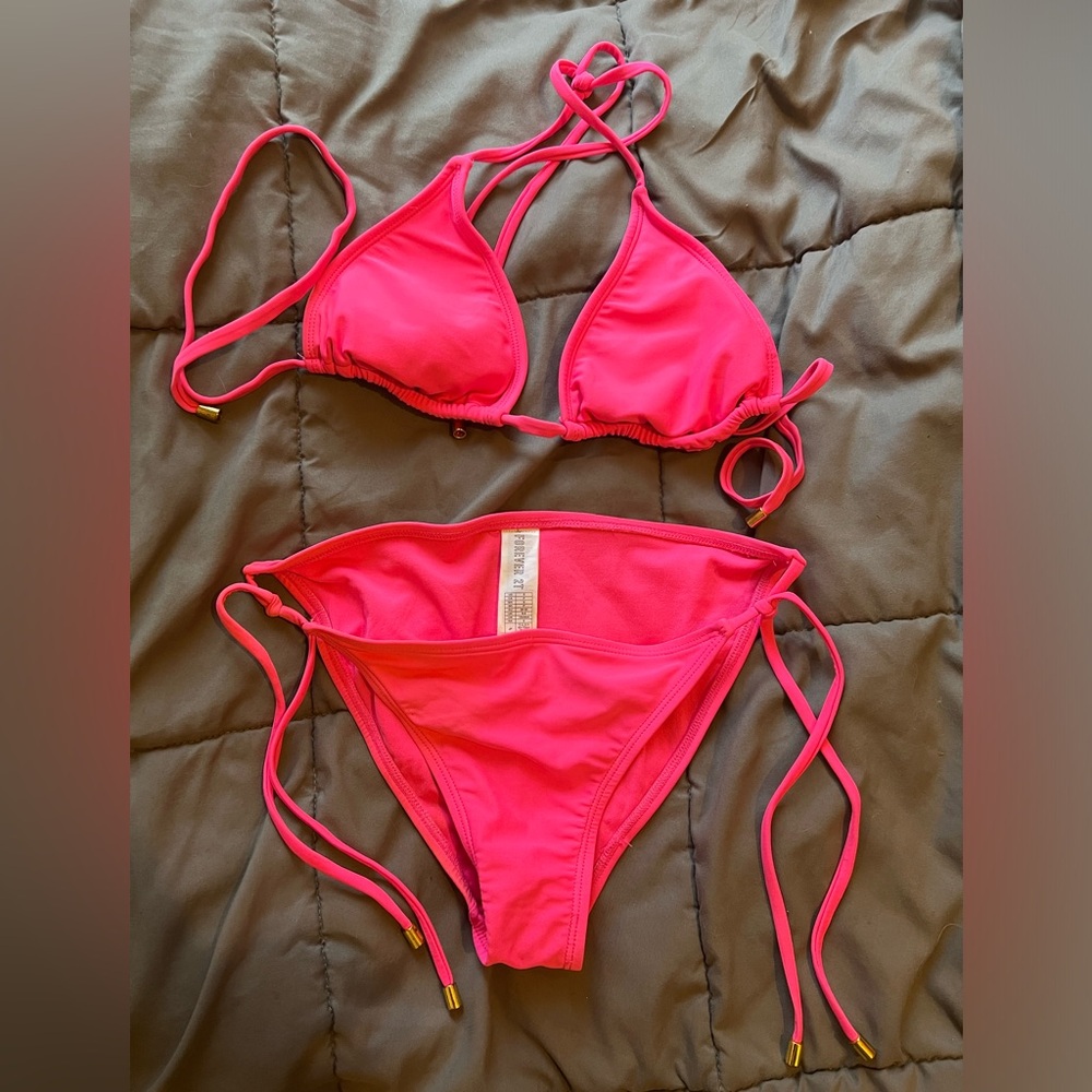 Pink bikini 💗